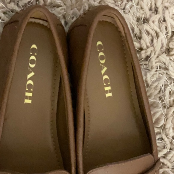 Shoes - Picture 4 of 6